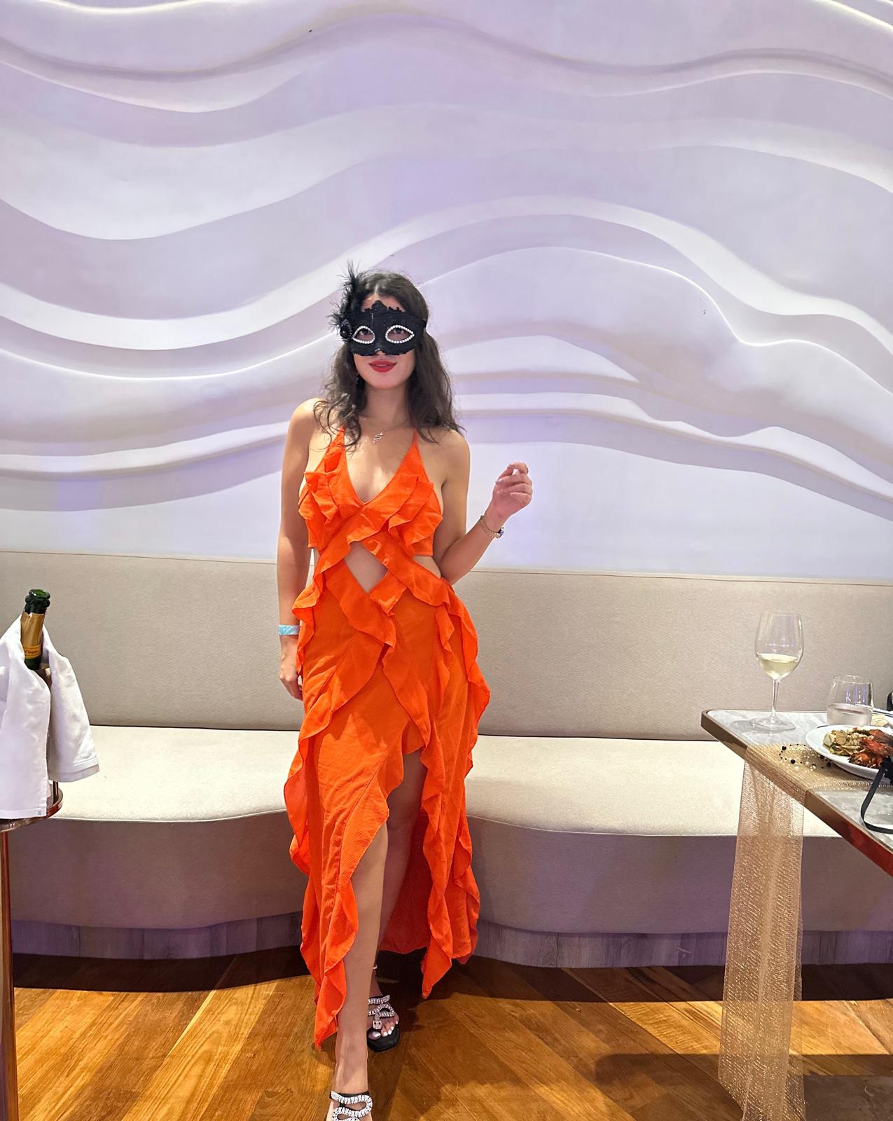 Nouha Thai VIP Escort – luxury model for private events