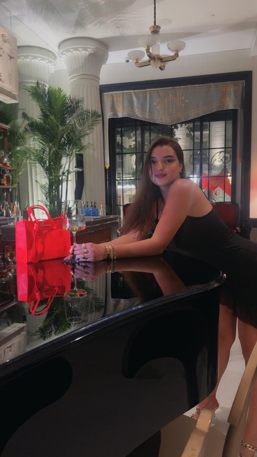 Nouha high-class escort Phuket profile image